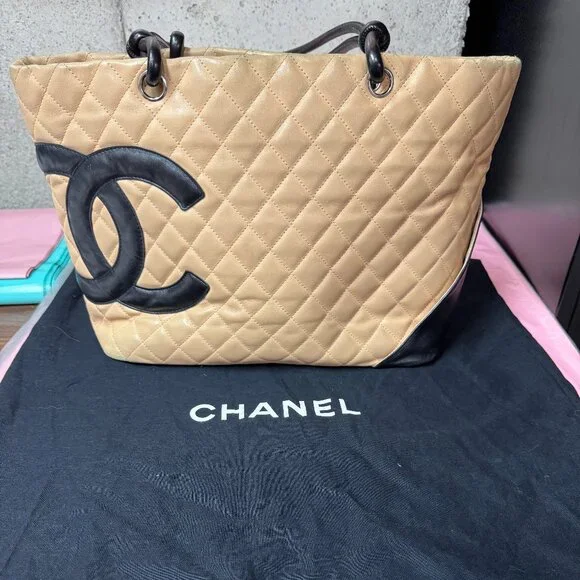 Chanel Ligne Cambon Lambskin Quilted Bag - Picture 4 of 16